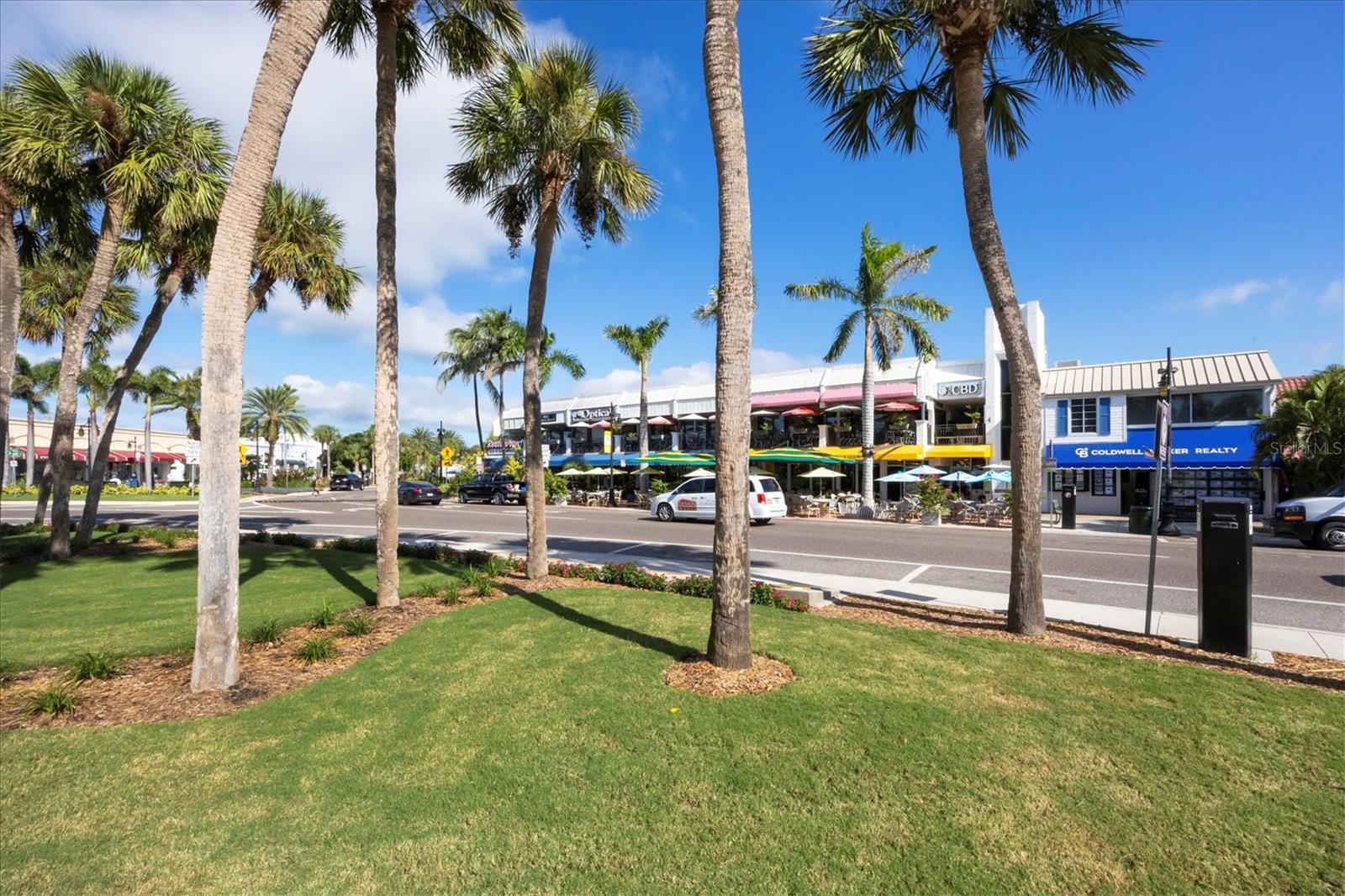 Image 63 of 72 For 775 Longboat Club Road 203