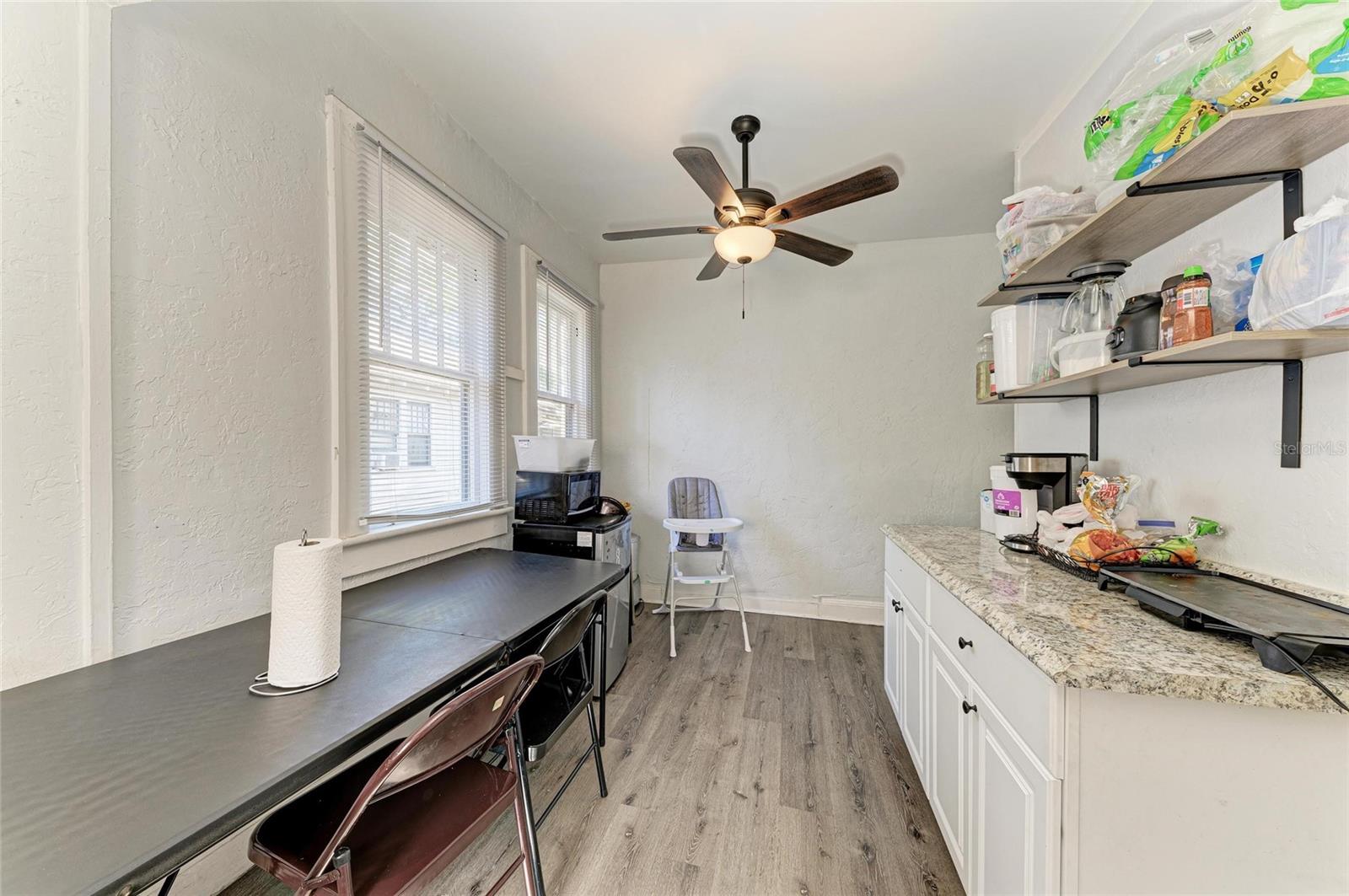Image 11 of 47 For 432 Adelia Avenue