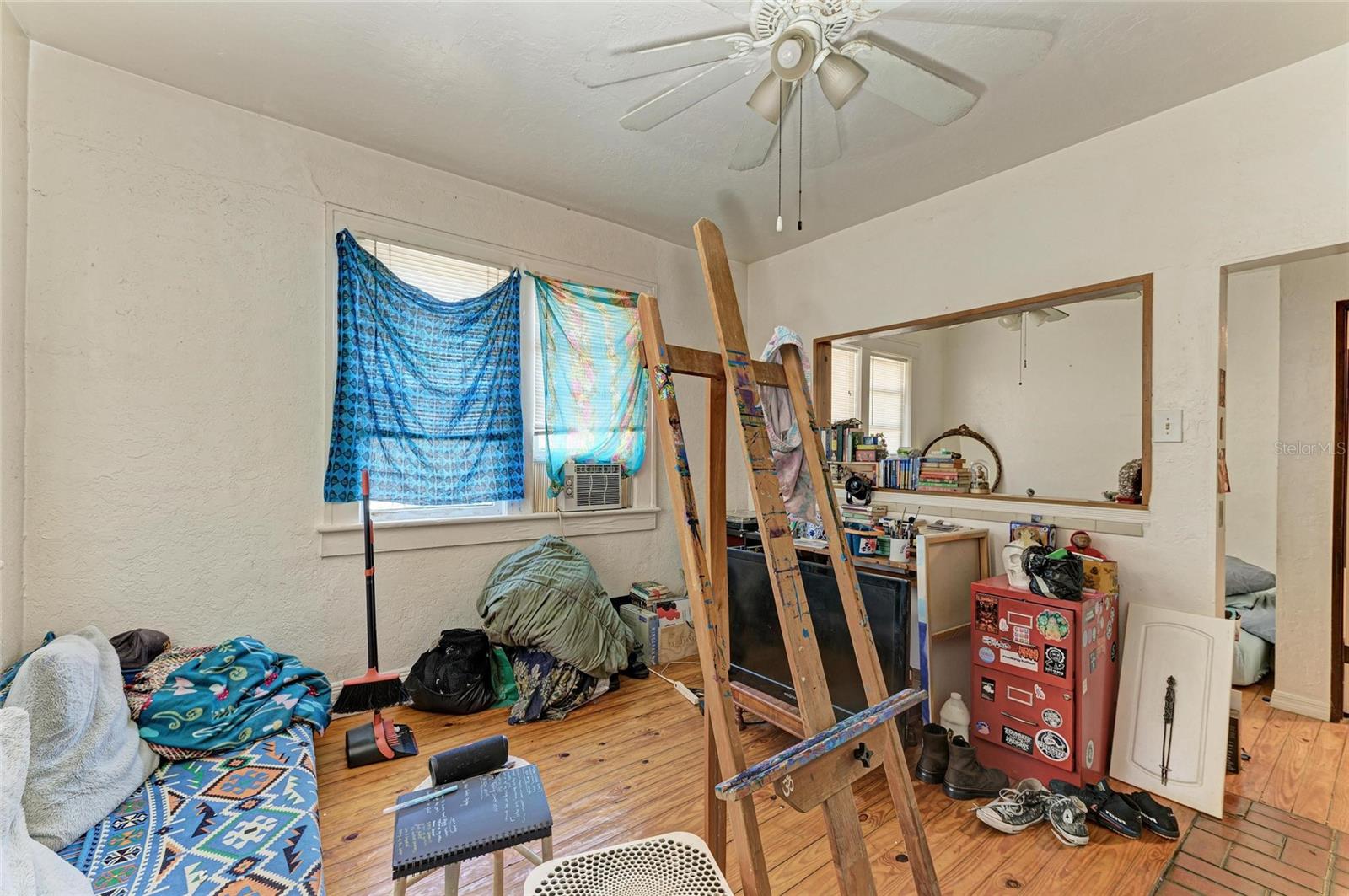 Image 23 of 47 For 432 Adelia Avenue