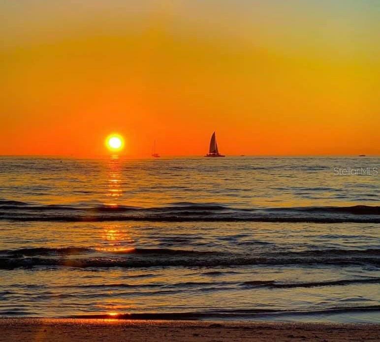 Image 17 of 18 For 5217 81st Street N 14