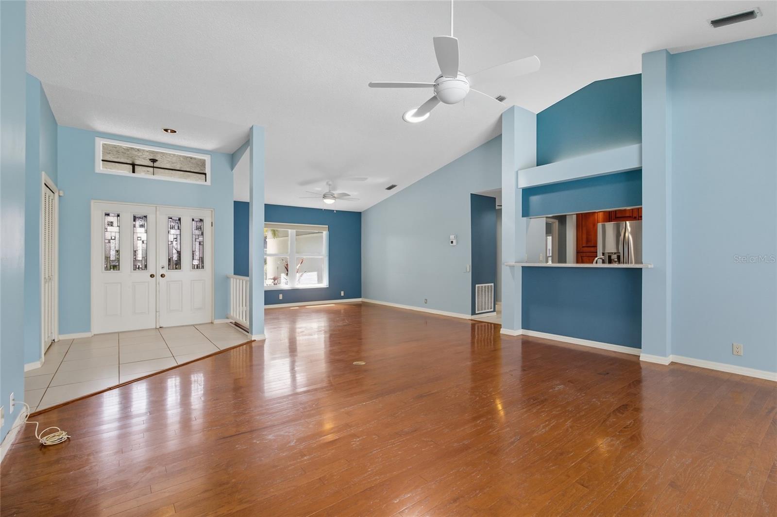 Image 10 of 34 For 4709 Meadowview Circle