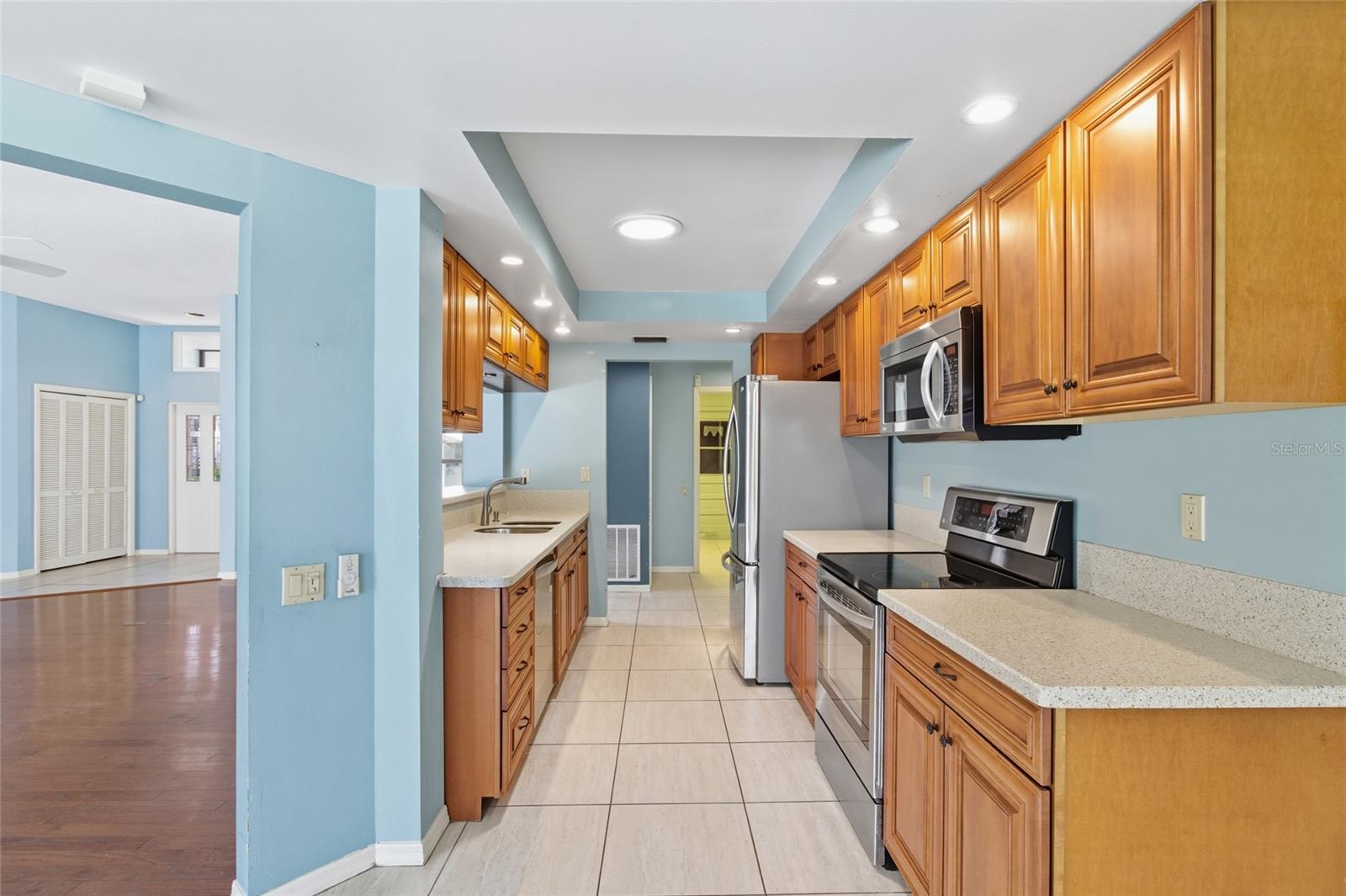 Image 14 of 34 For 4709 Meadowview Circle