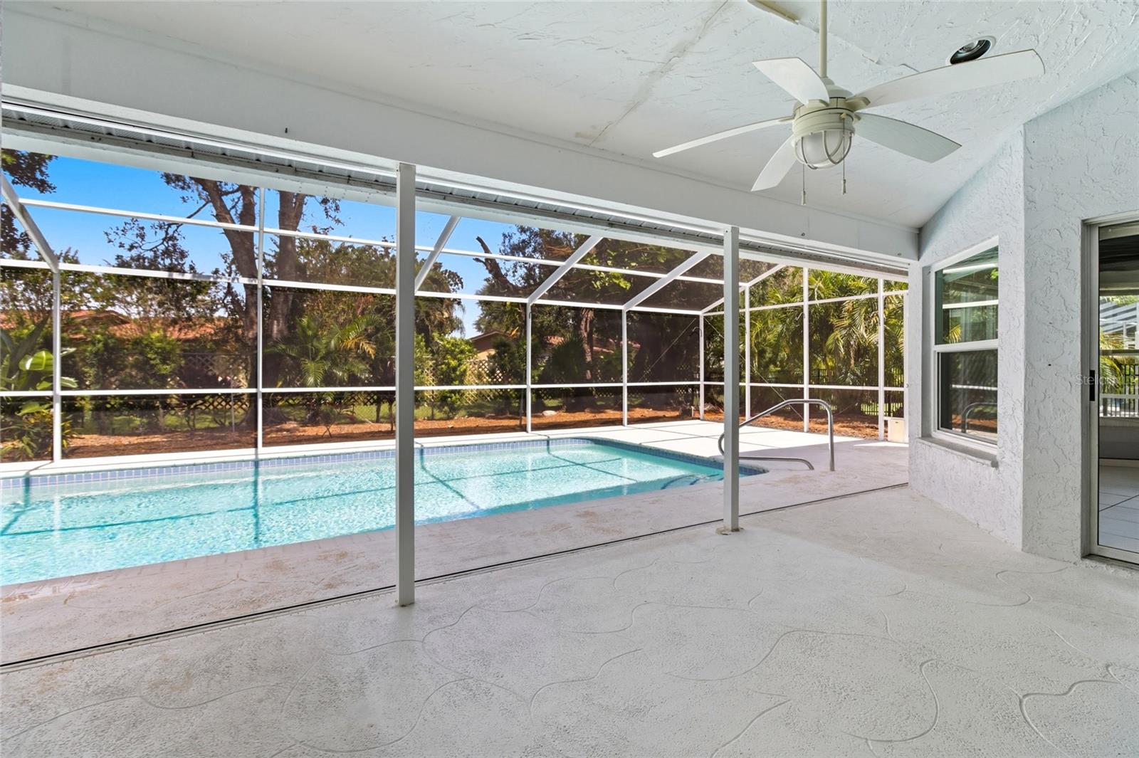 Image 25 of 34 For 4709 Meadowview Circle