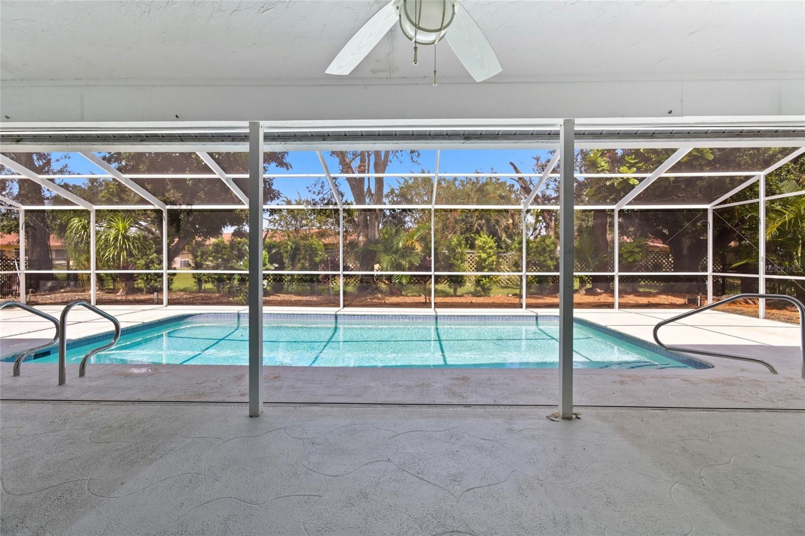 Image 30 of 34 For 4709 Meadowview Circle