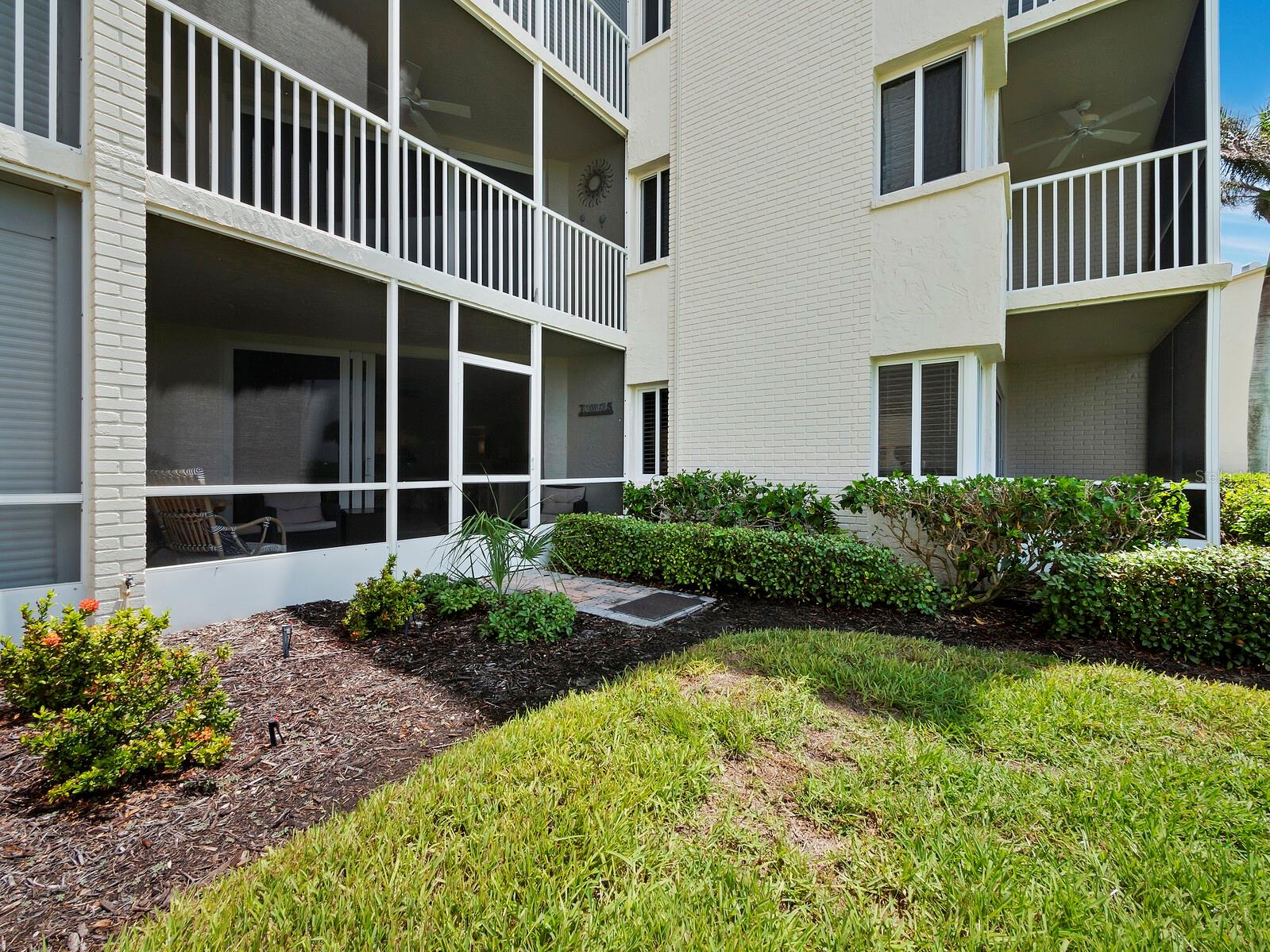 Image 17 of 32 For 4825 Gulf Of Mexico Drive 105