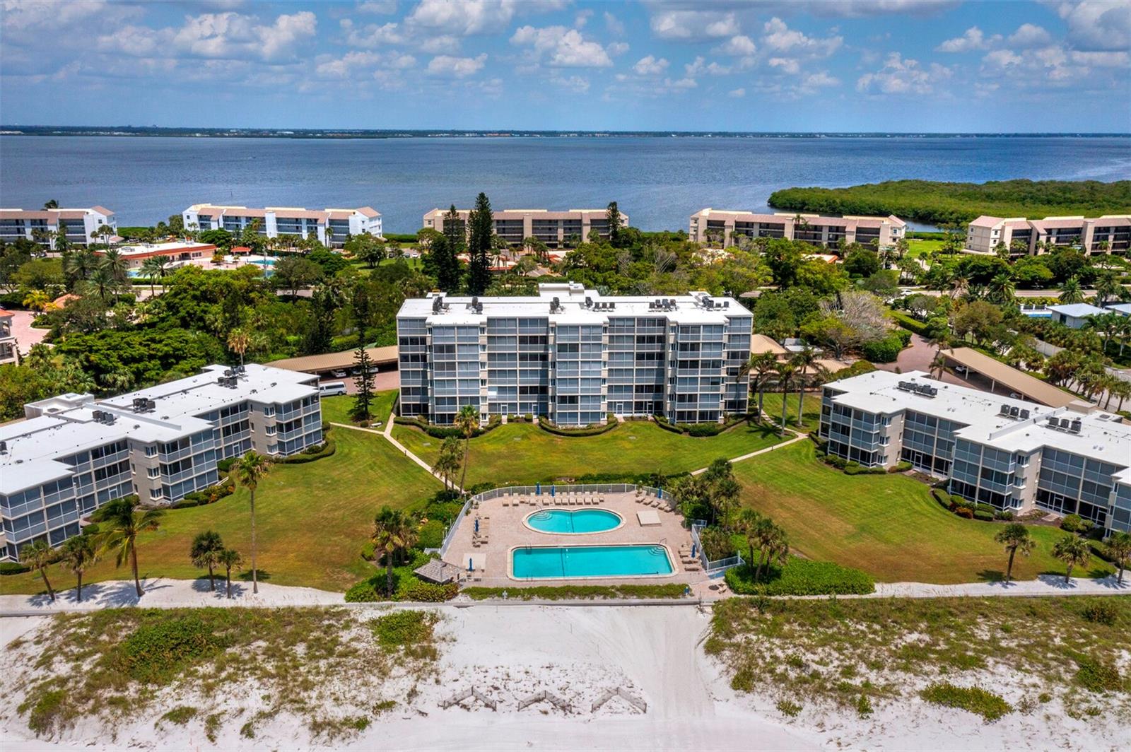 Image 2 of 32 For 4825 Gulf Of Mexico Drive 105