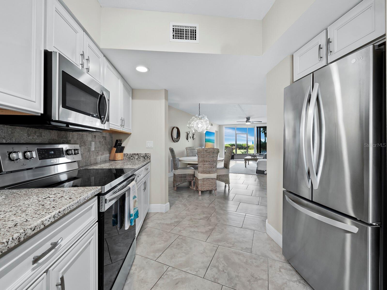 Image 8 of 32 For 4825 Gulf Of Mexico Drive 105