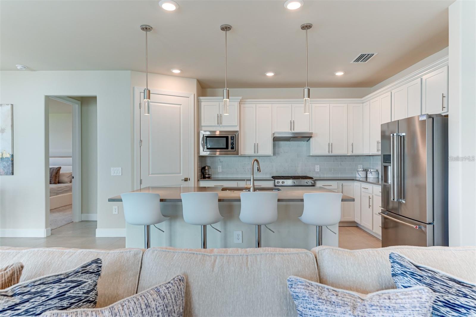 Image 14 of 42 For 18023 Waterville Place