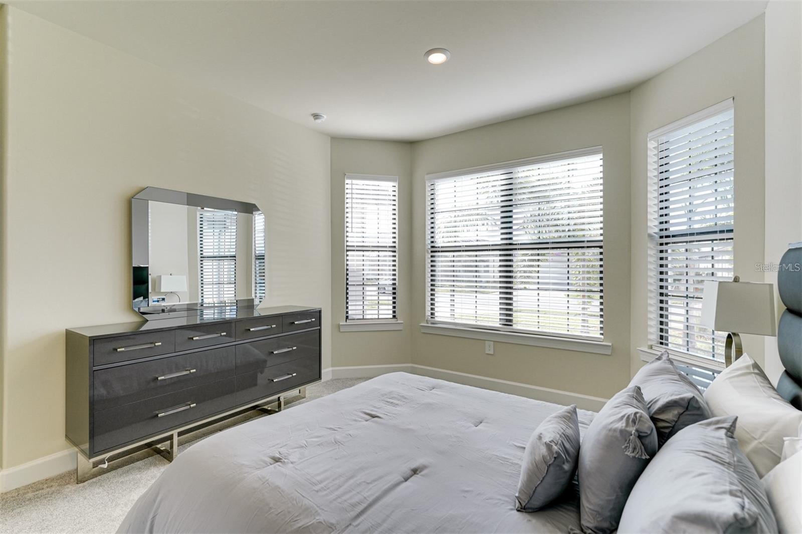 Image 25 of 42 For 18023 Waterville Place