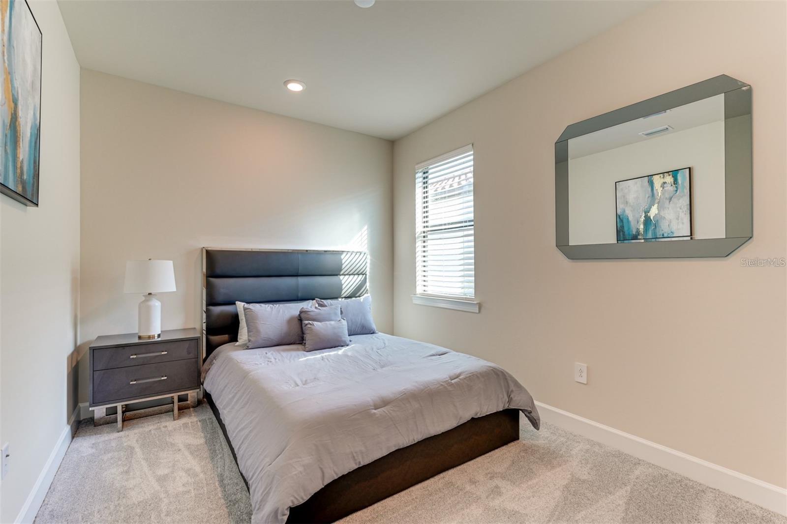 Image 27 of 42 For 18023 Waterville Place