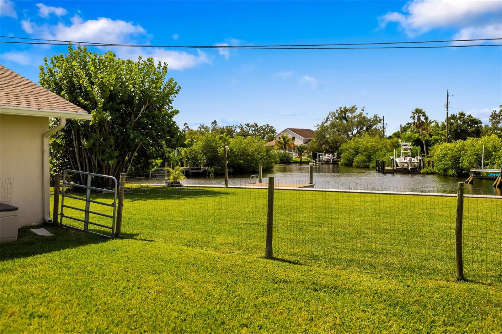 Image 41 of 61 For 331 Sally Lee Drive