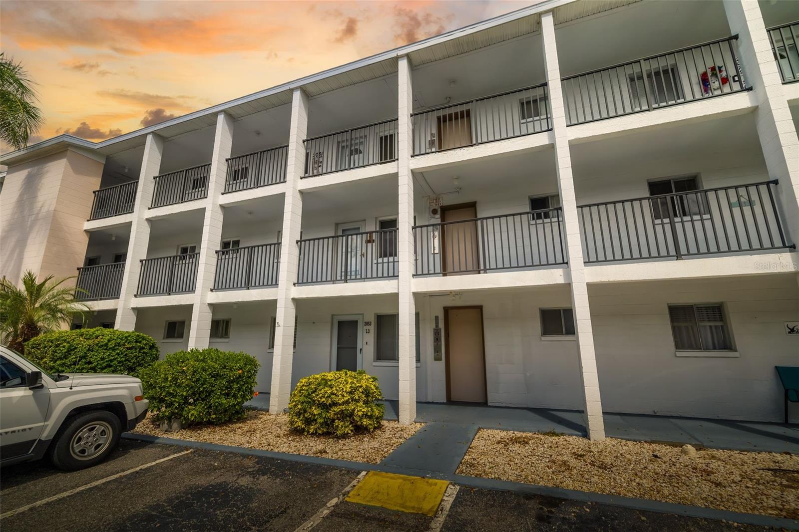 Details for 2053 Canal Drive L-3, BRADENTON, FL 34207