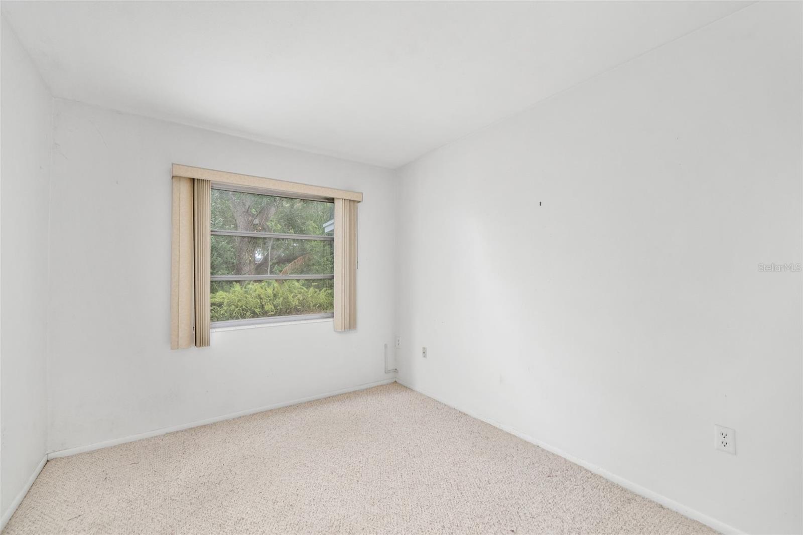 Image 21 of 44 For 2053 Canal Drive L-3