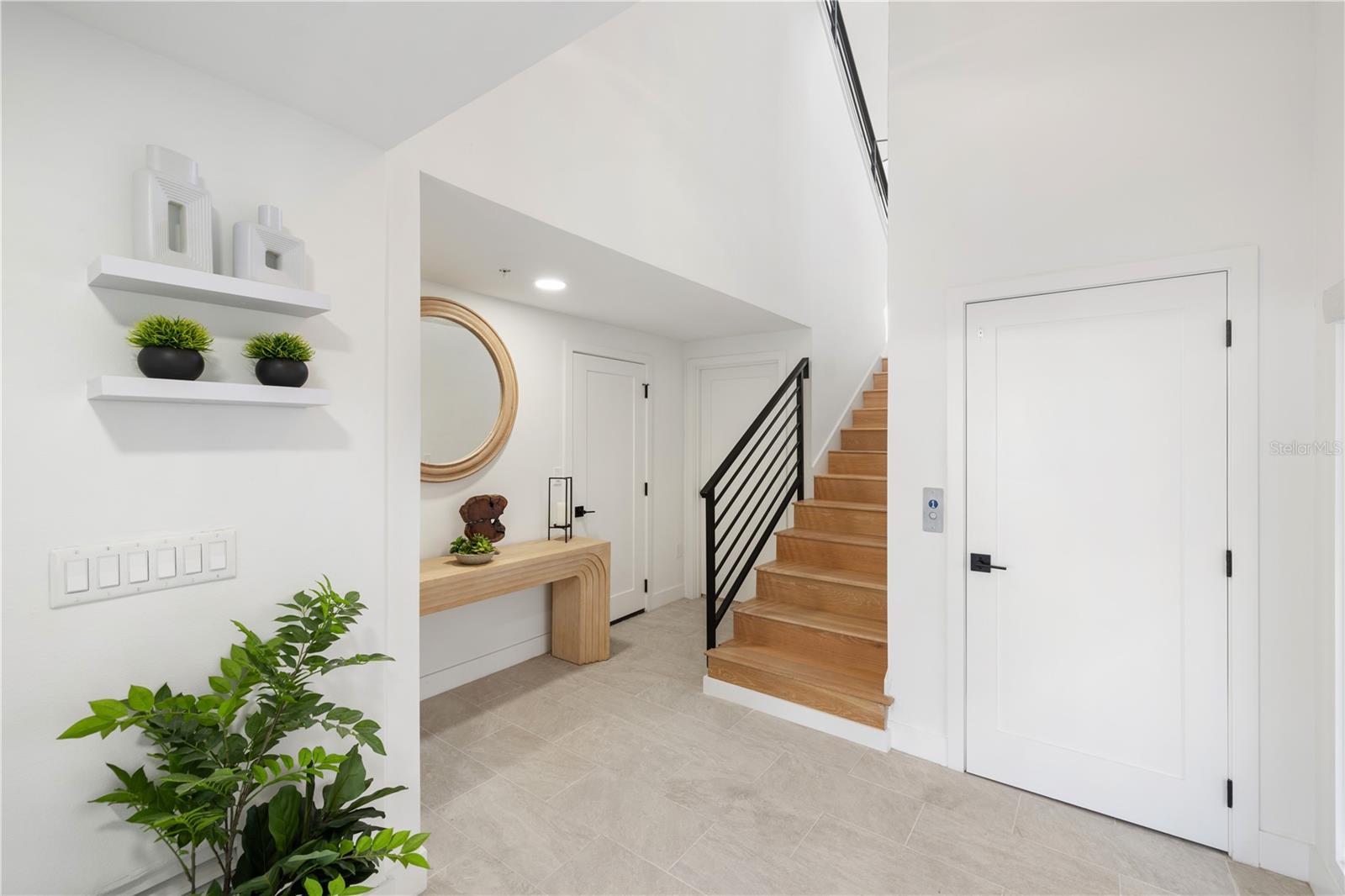 Image 31 of 100 For 4046 Higel Avenue