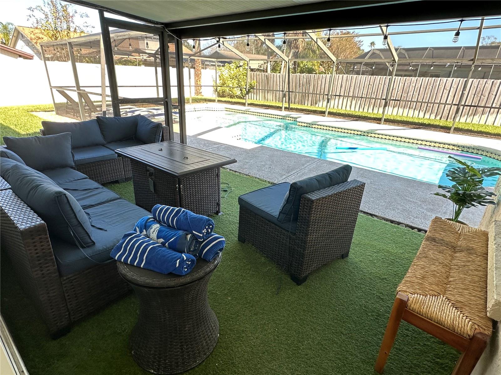 Image 38 of 47 For 14909 Winterwind Drive