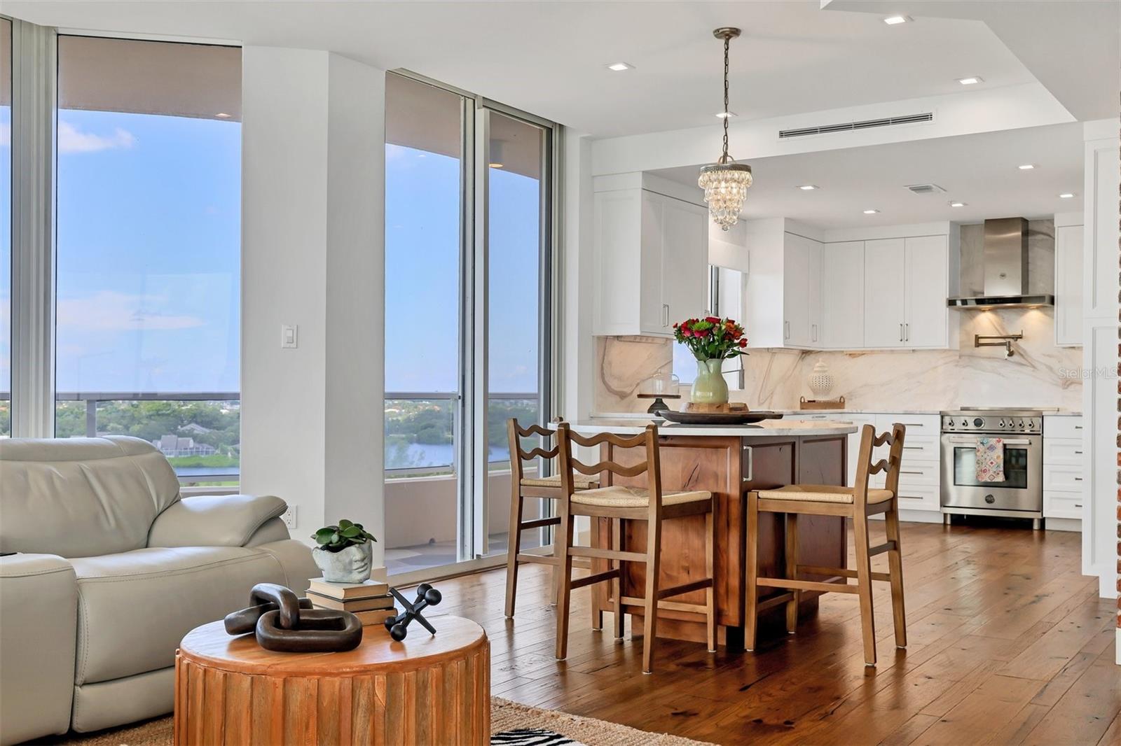 Image 13 of 47 For 3060 Grand Bay Boulevard 175