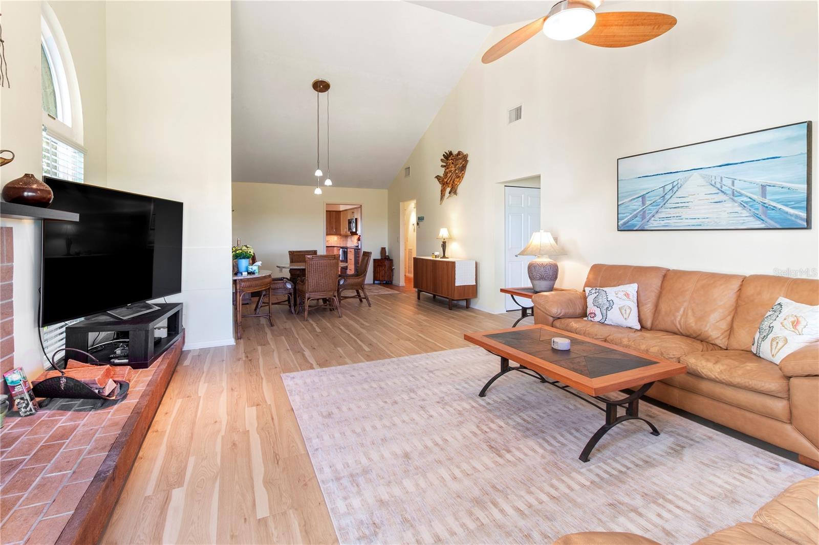 Image 12 of 69 For 8642 54th Avenue W 23