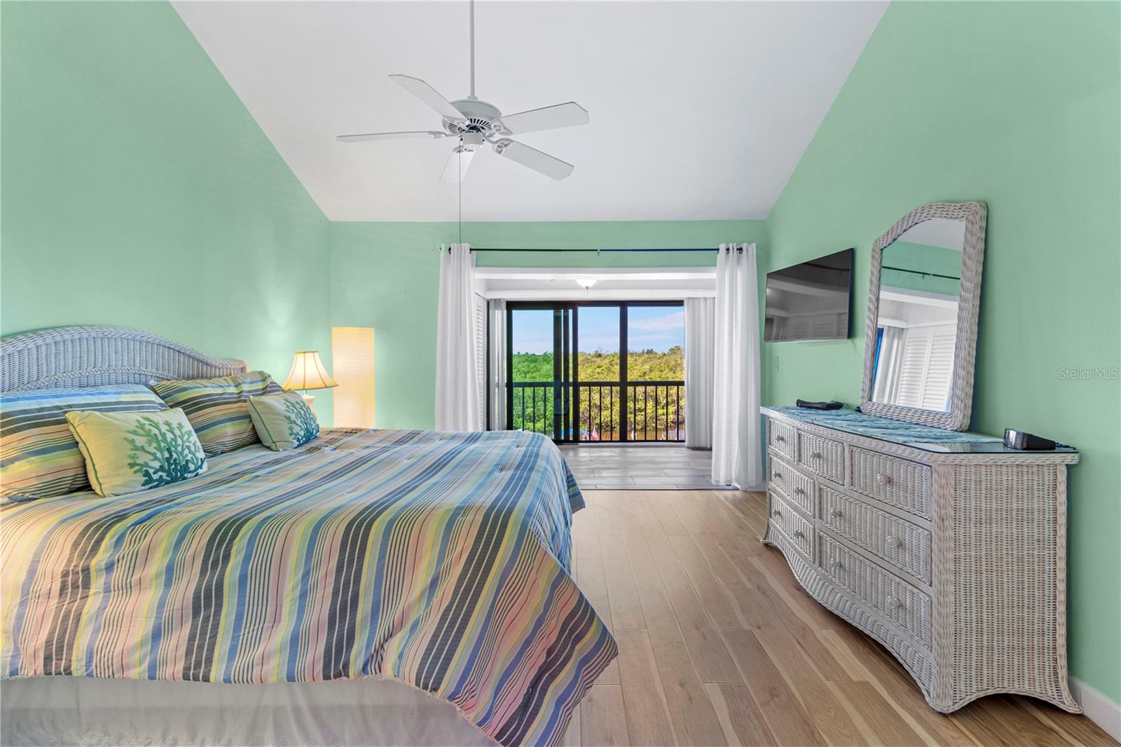 Image 16 of 69 For 8642 54th Avenue W 23