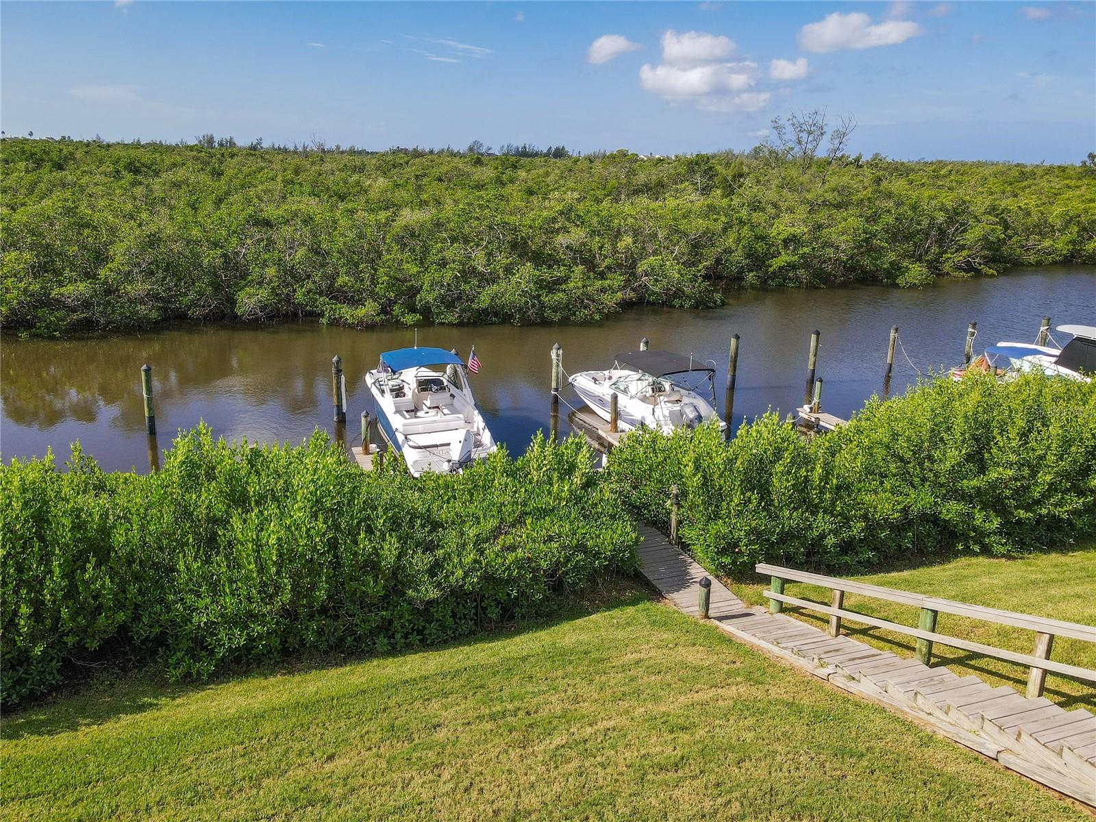 Image 33 of 69 For 8642 54th Avenue W 23