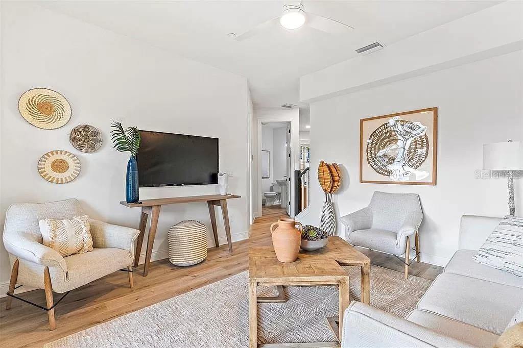 Image 13 of 66 For 6418 Margarita Shores Lane