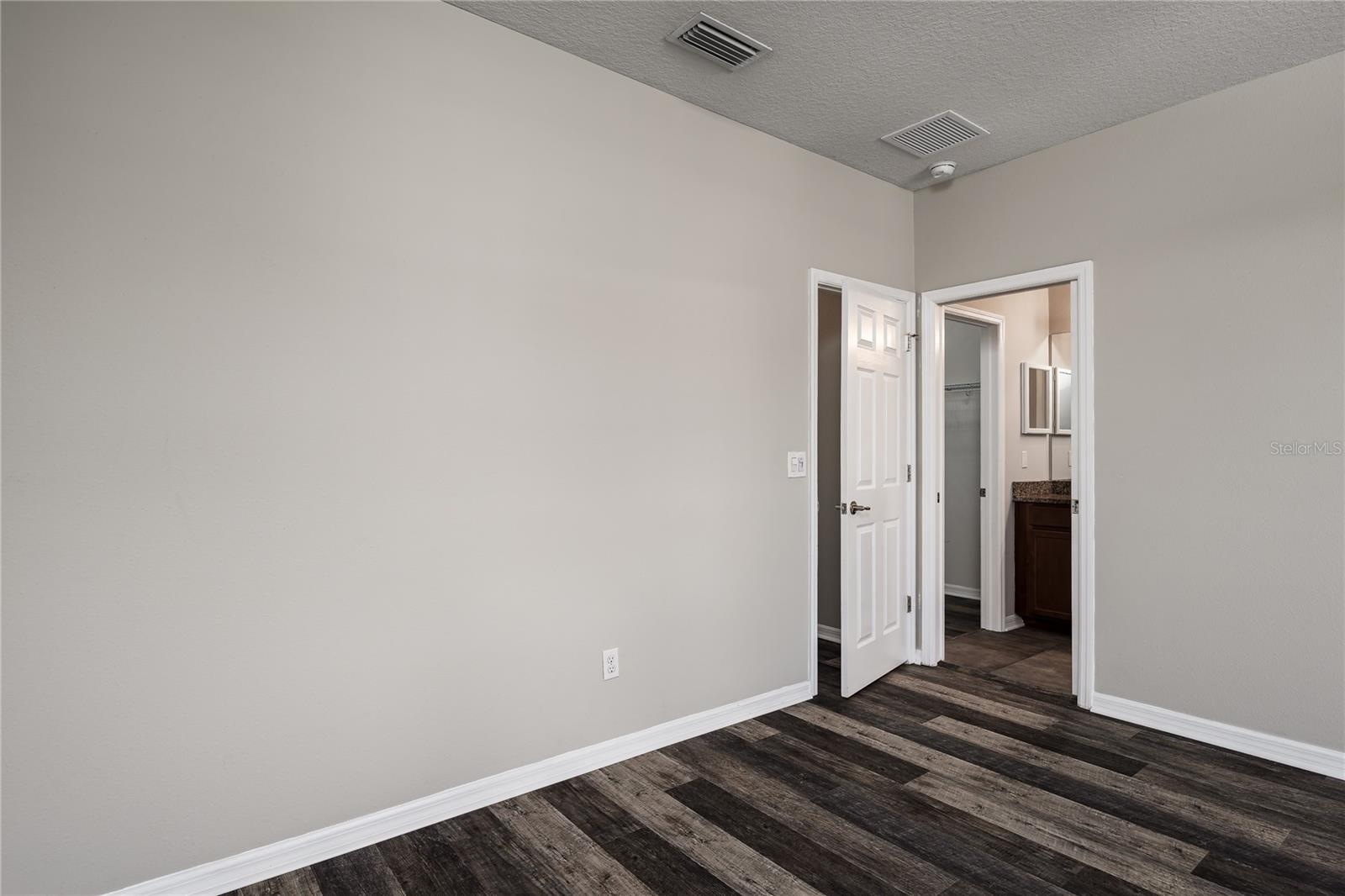 Image 10 of 21 For 11506 84th Street Circle E 104