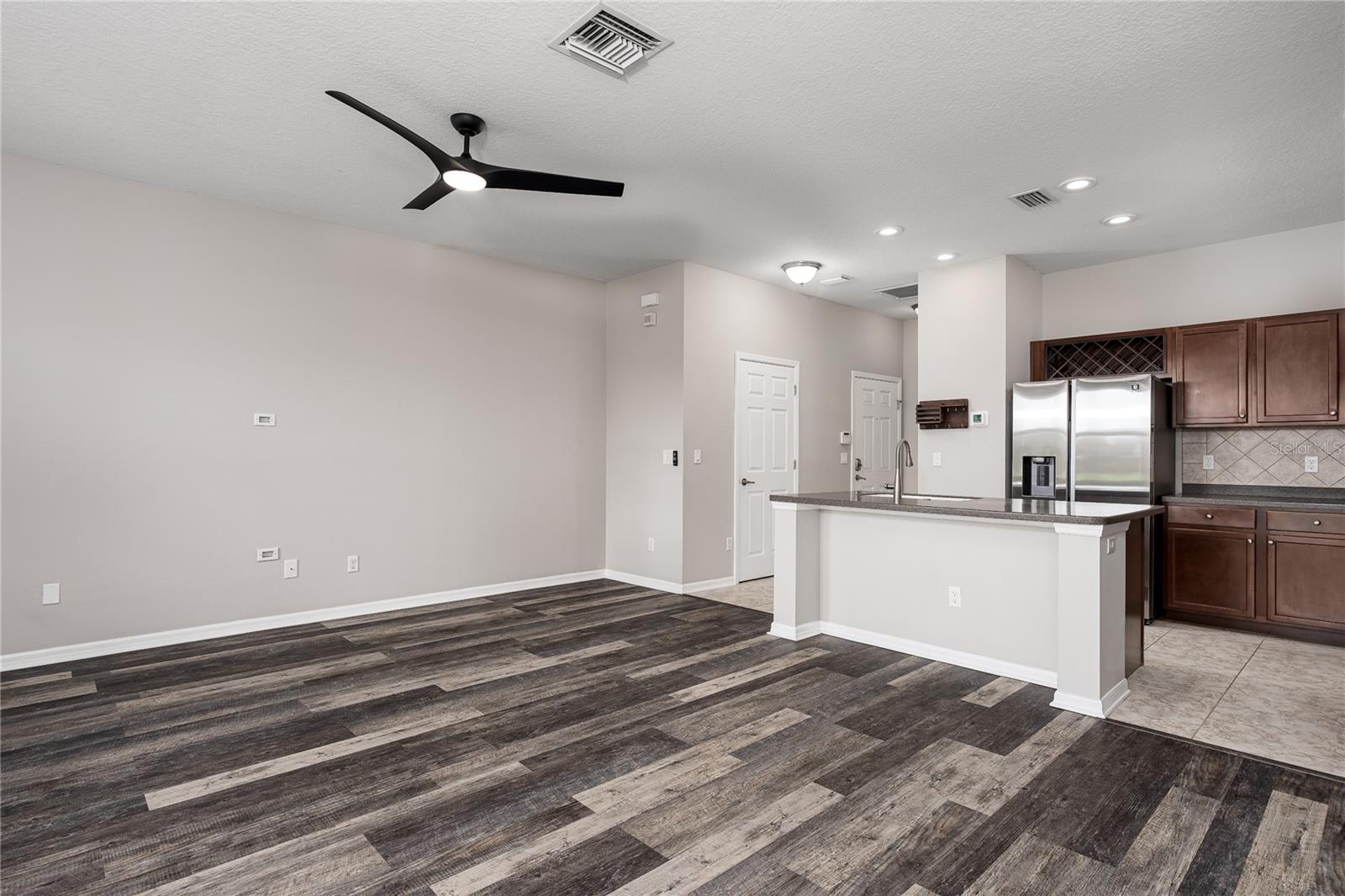 Image 5 of 21 For 11506 84th Street Circle E 104