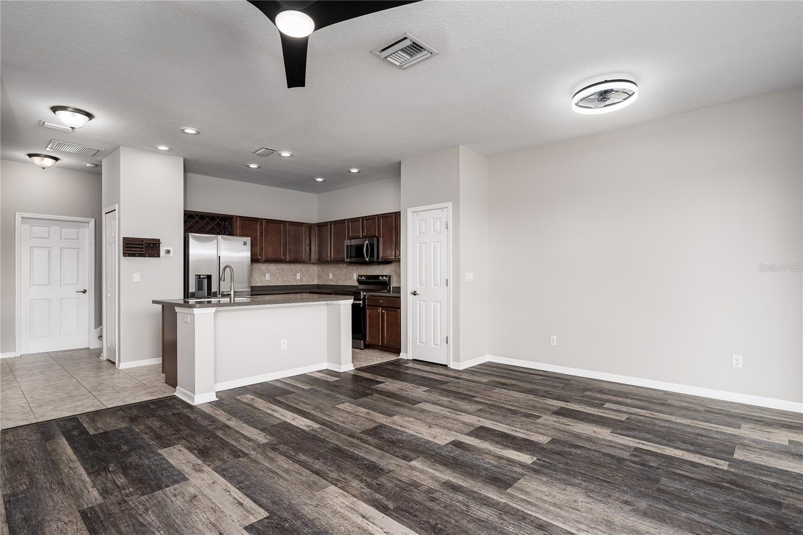 Image 7 of 21 For 11506 84th Street Circle E 104