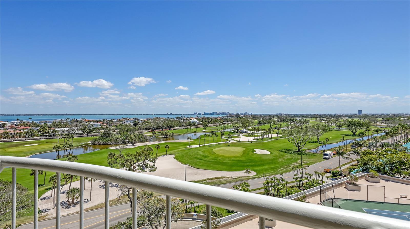 Image 11 of 71 For 775 Longboat Club Road 807