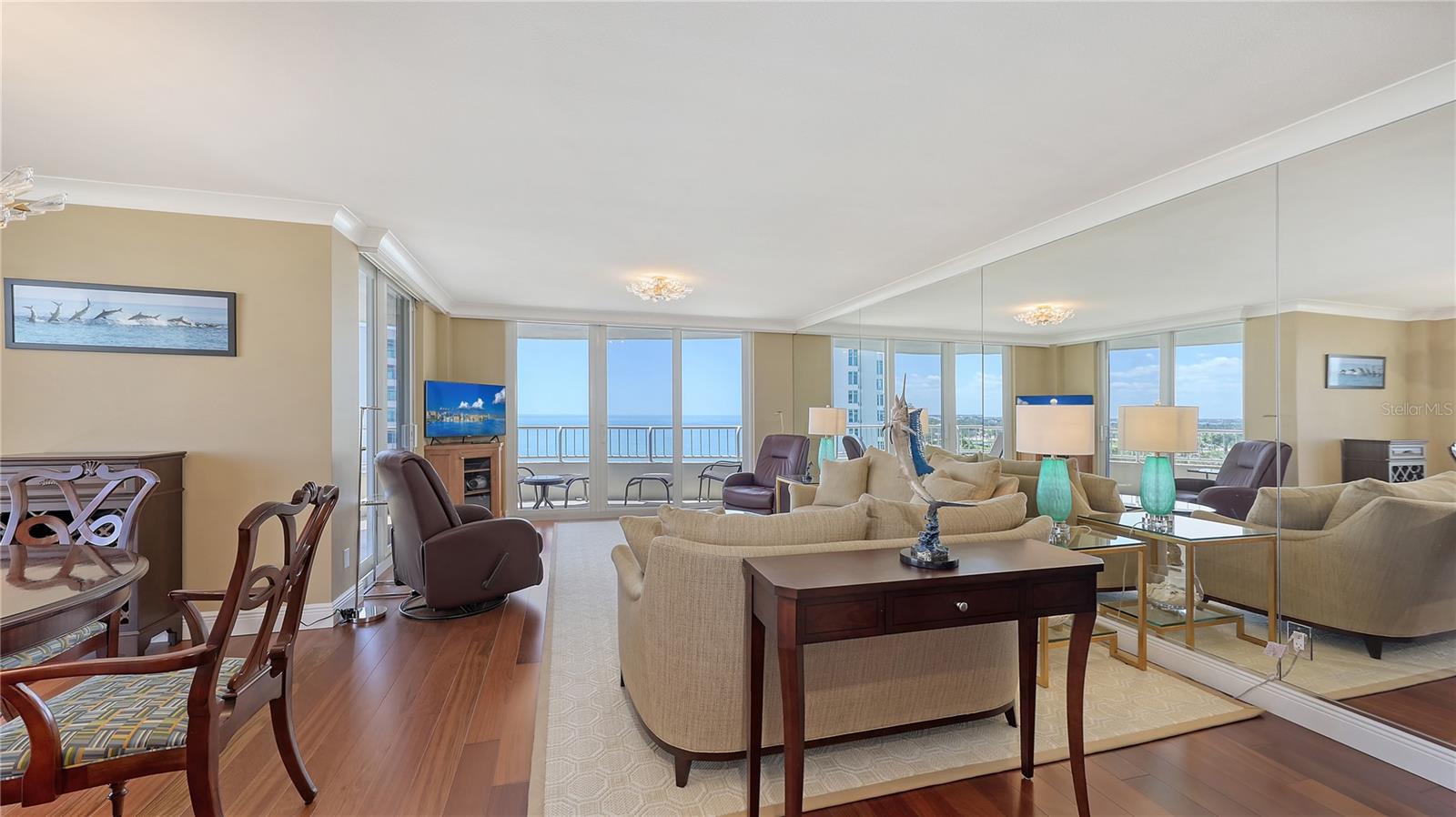 Image 21 of 71 For 775 Longboat Club Road 807