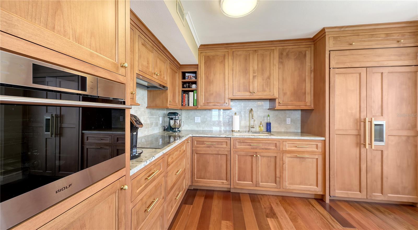 Image 24 of 71 For 775 Longboat Club Road 807