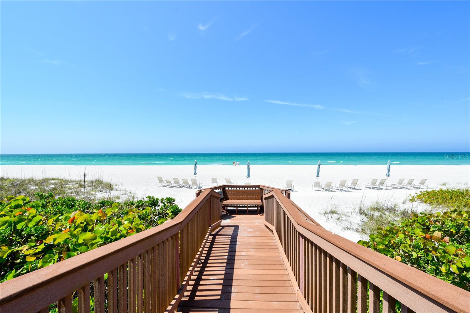 Image 60 of 71 For 775 Longboat Club Road 807