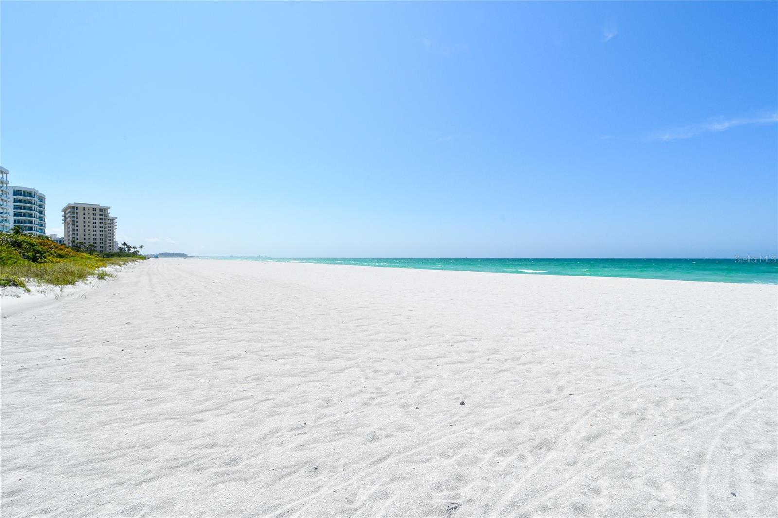 Image 61 of 71 For 775 Longboat Club Road 807