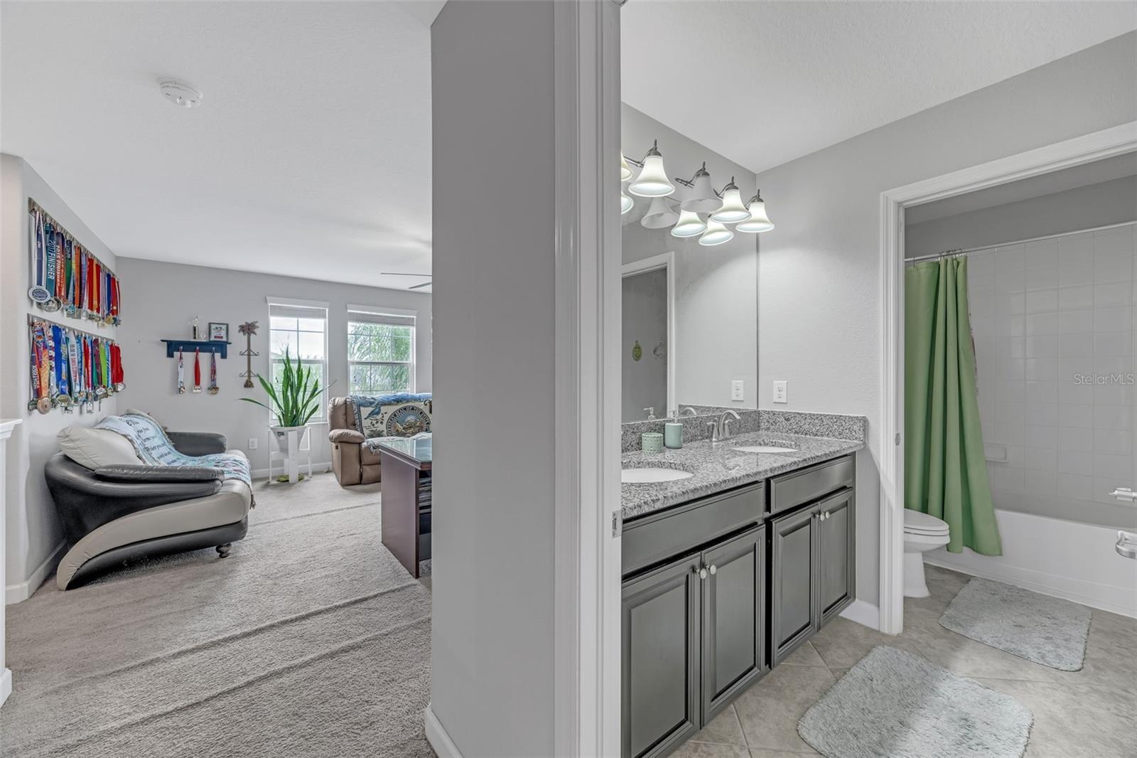 Image 17 of 28 For 11818 Valhalla Woods Drive