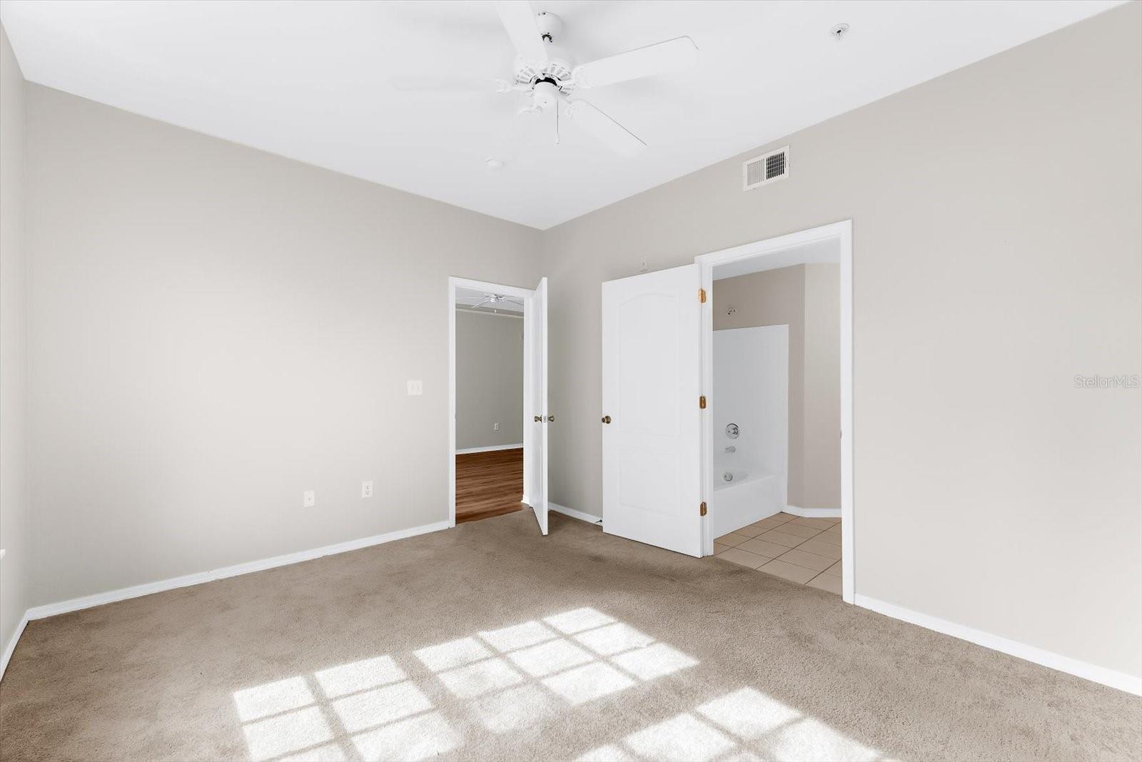 Image 24 of 100 For 4106 Central Sarasota Parkway 1015