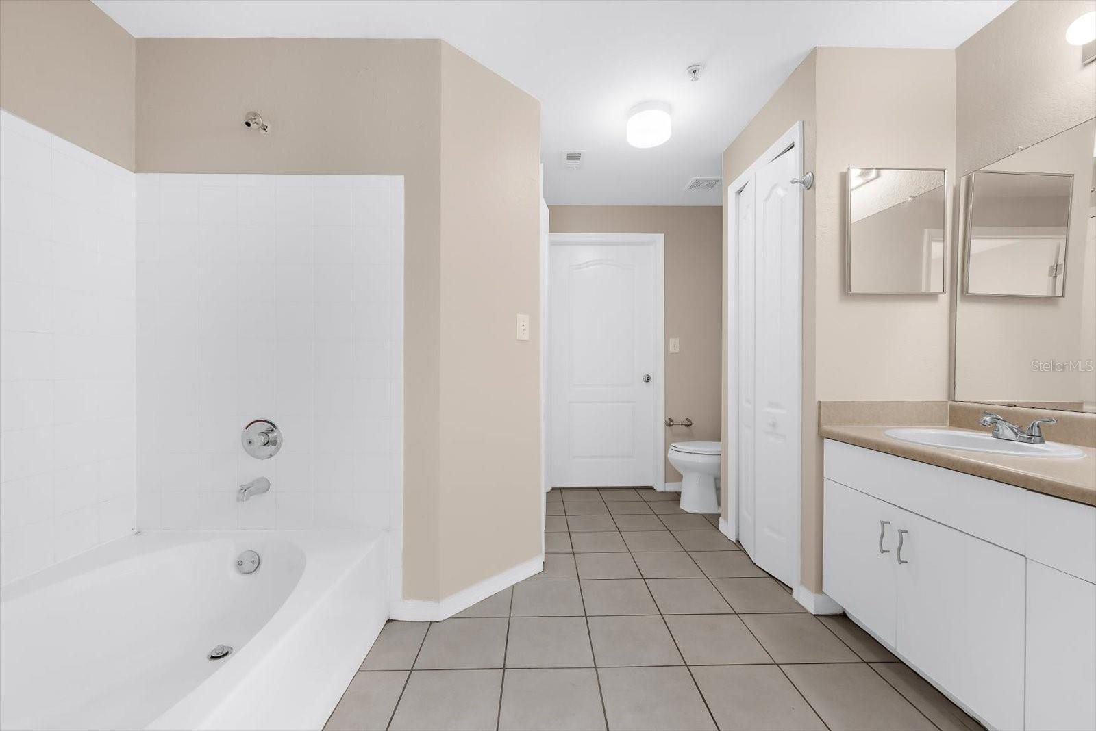 Image 31 of 100 For 4106 Central Sarasota Parkway 1015