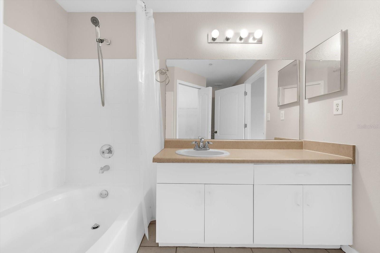 Image 34 of 100 For 4106 Central Sarasota Parkway 1015
