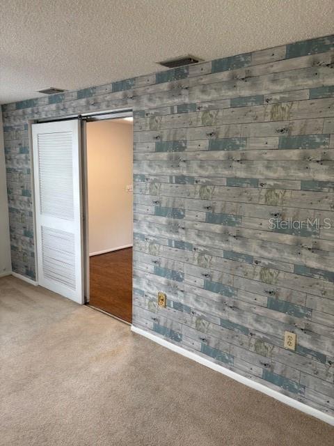 Image 11 of 23 For 4833 Dogwood Street