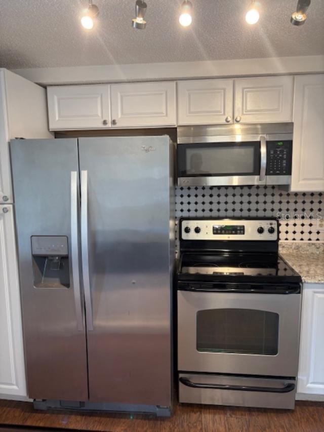 Image 21 of 23 For 4833 Dogwood Street