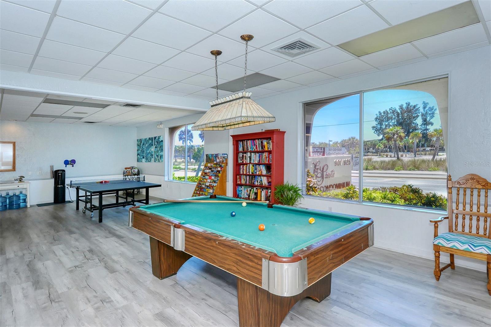 Image 42 of 71 For 925 Beach Road 112