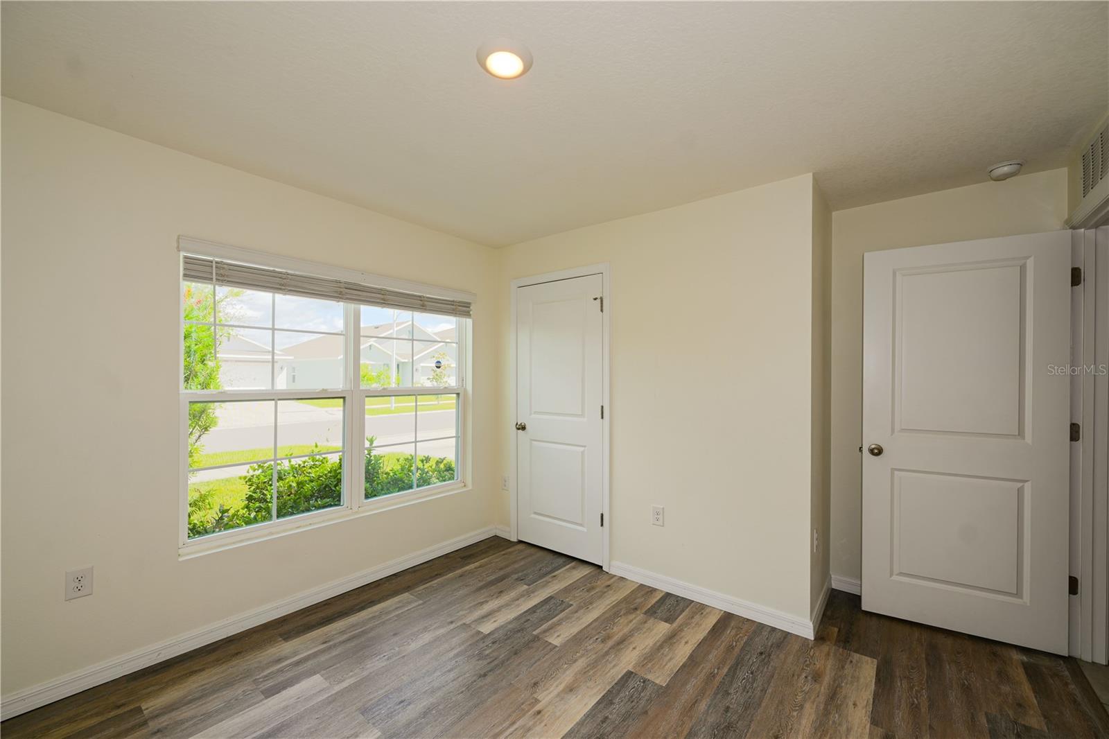 Image 12 of 27 For 16755 Sunburst Lake Street