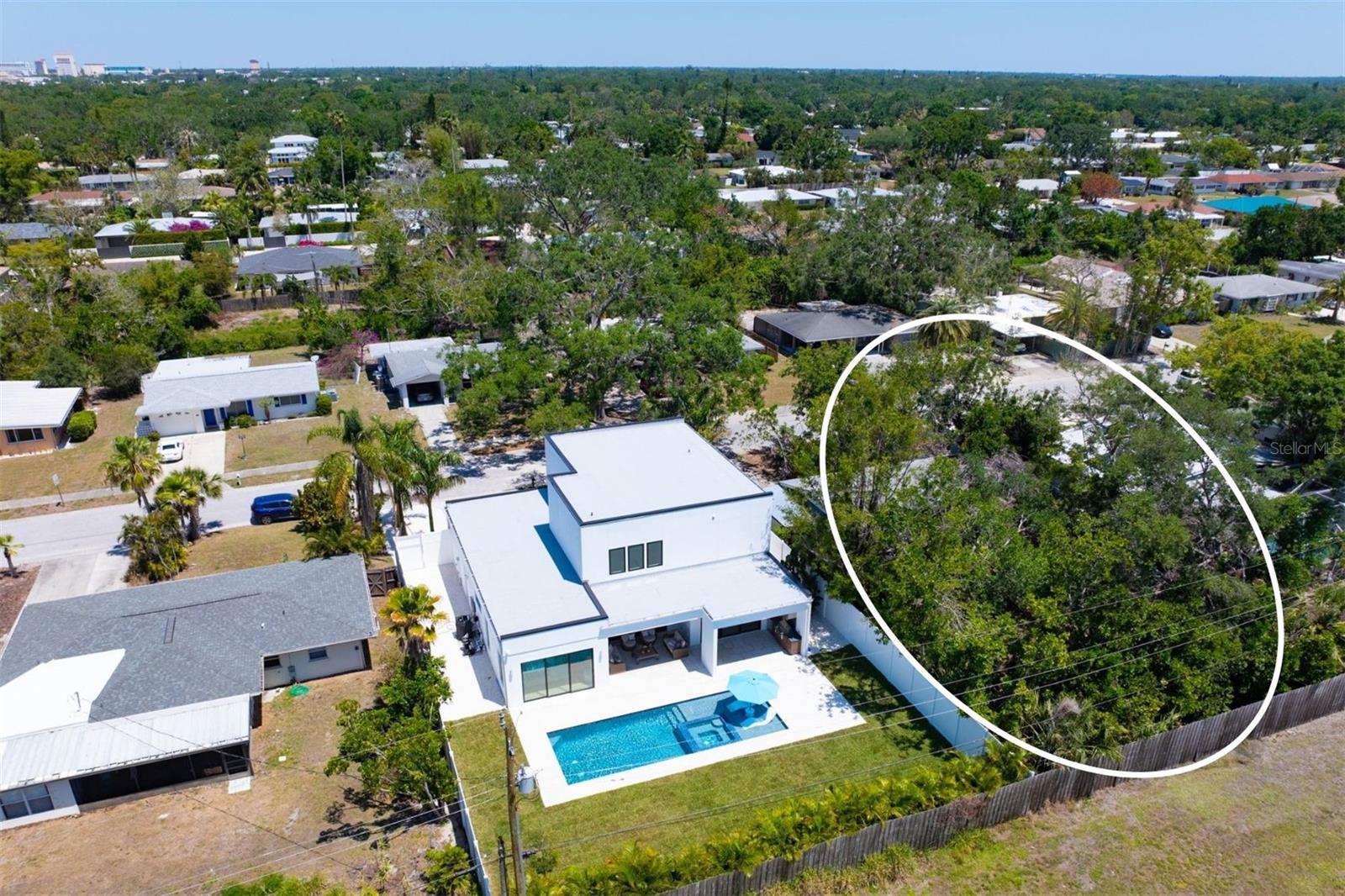 Image 80 of 89 For 2226 Grove Street