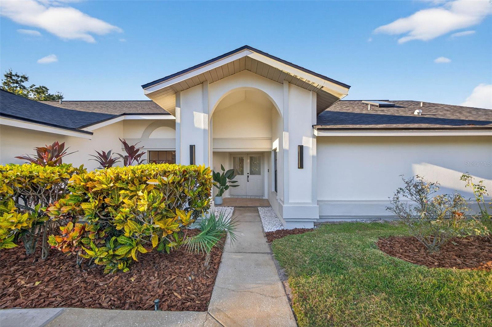 Image 2 of 47 For 2704 Montague Court E