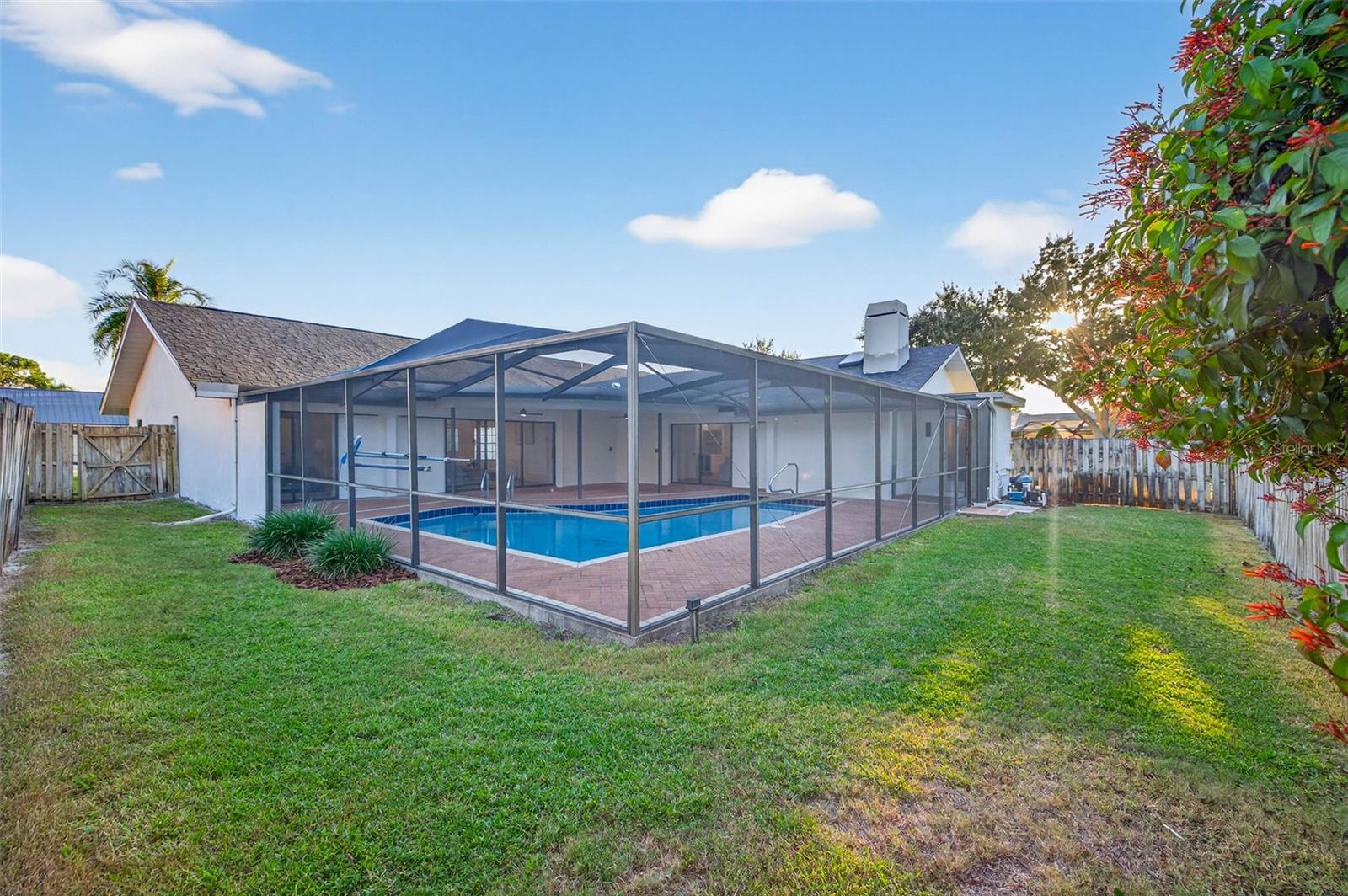 Image 45 of 47 For 2704 Montague Court E