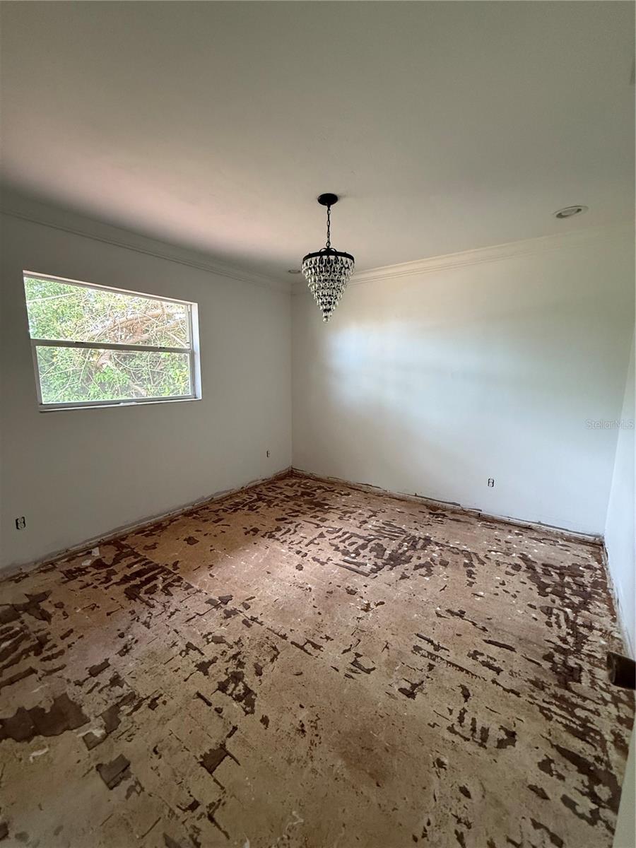 Image 10 of 23 For 120 Candyce Drive