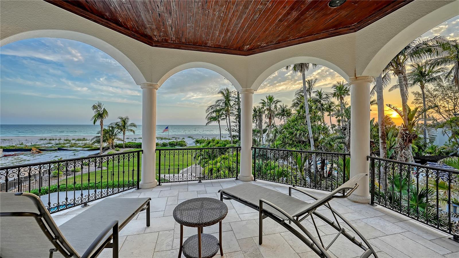 Image 22 of 50 For 6001 Gulf Of Mexico Drive