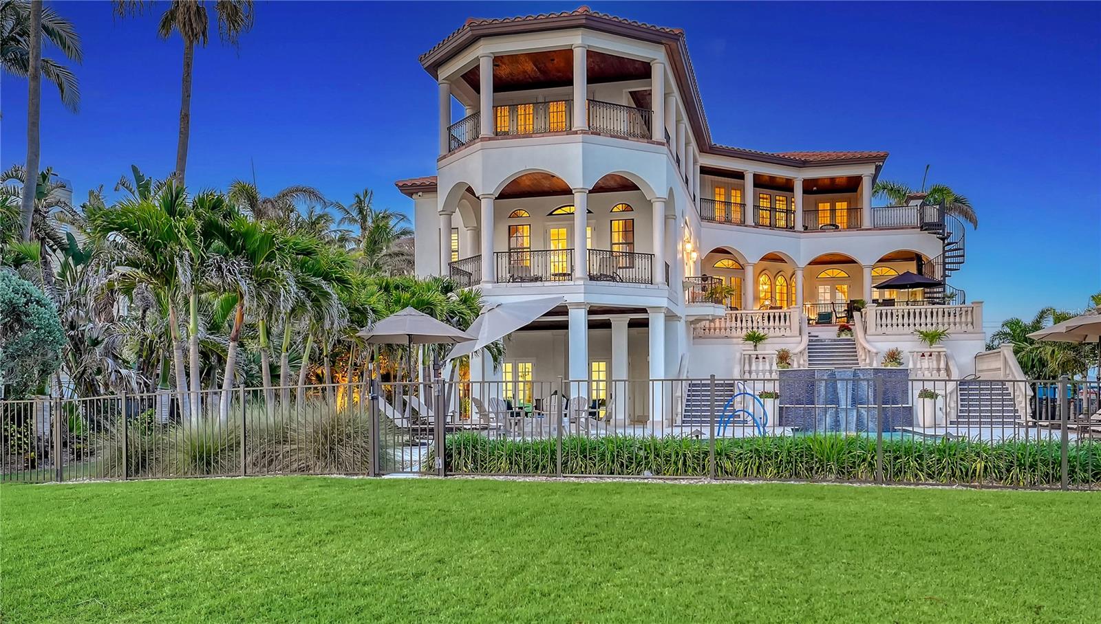 Image 47 of 50 For 6001 Gulf Of Mexico Drive