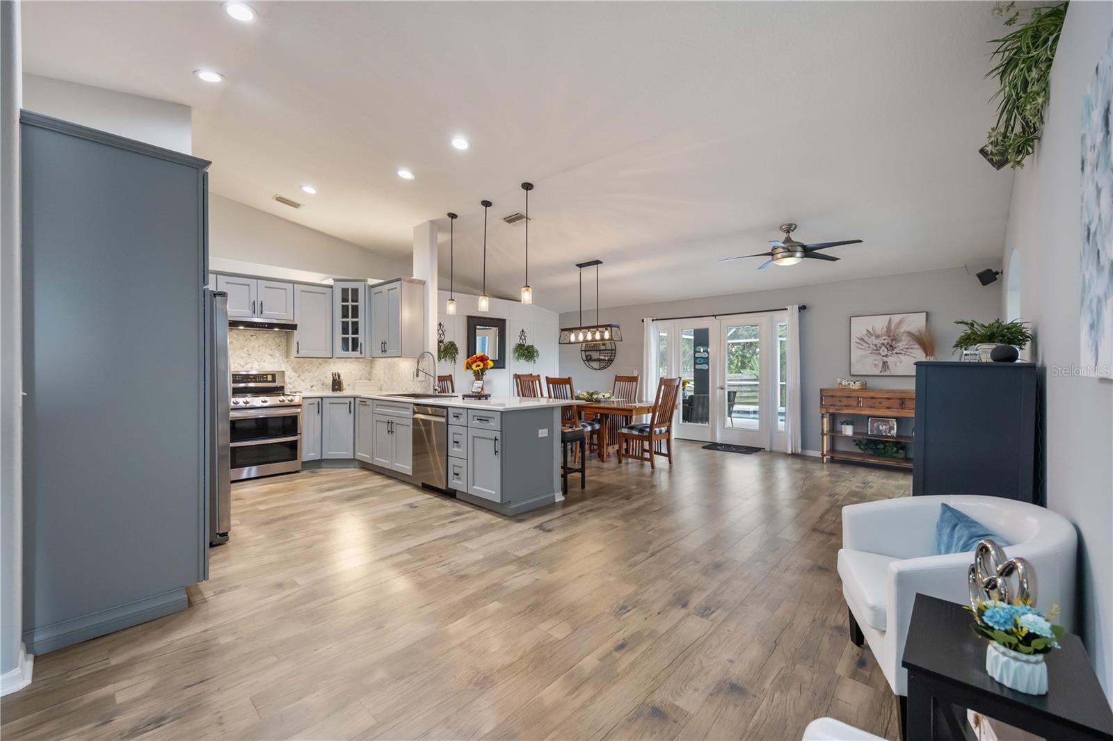 Image 11 of 58 For 9002 69th Avenue E