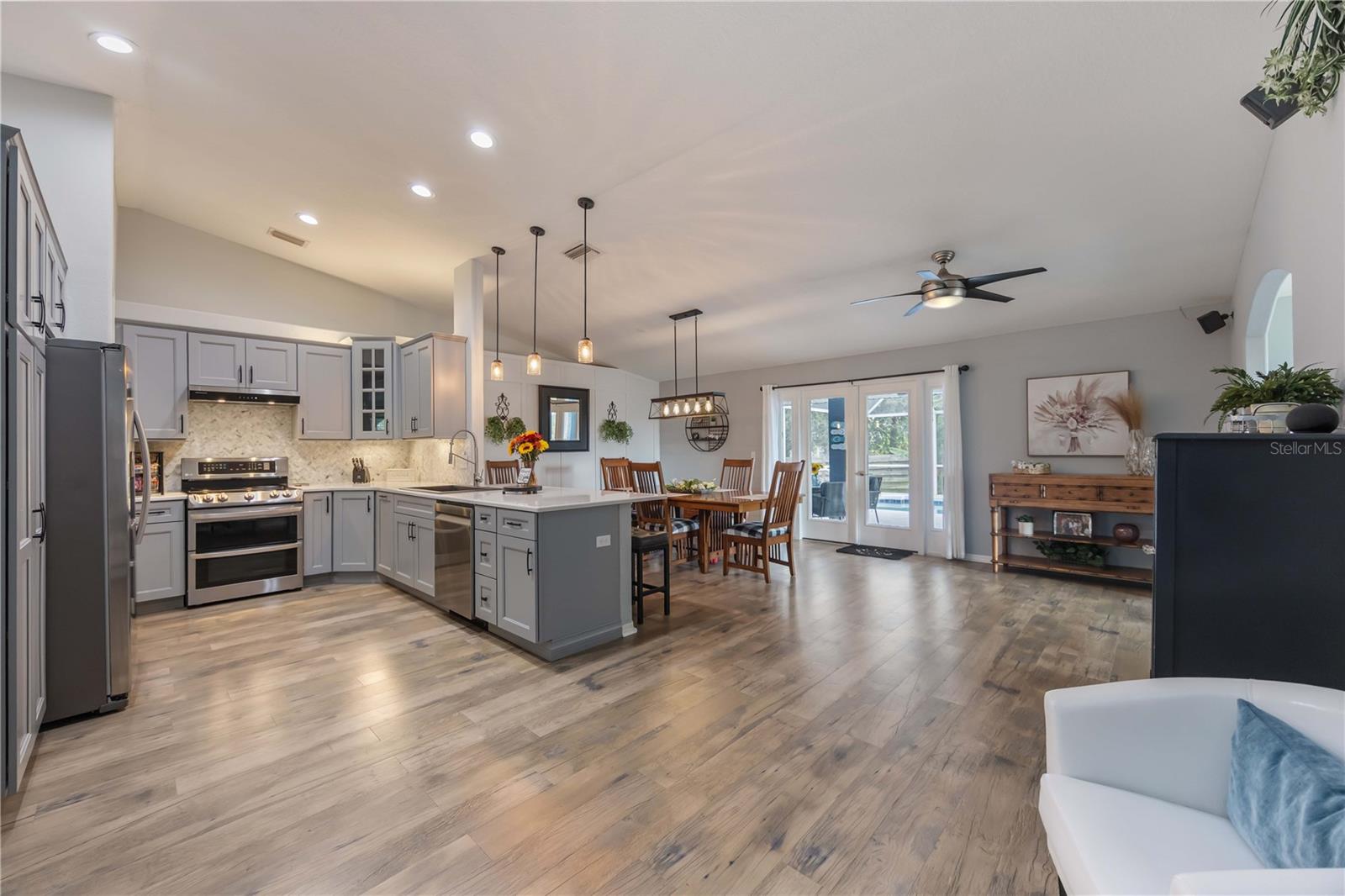 Image 5 of 58 For 9002 69th Avenue E