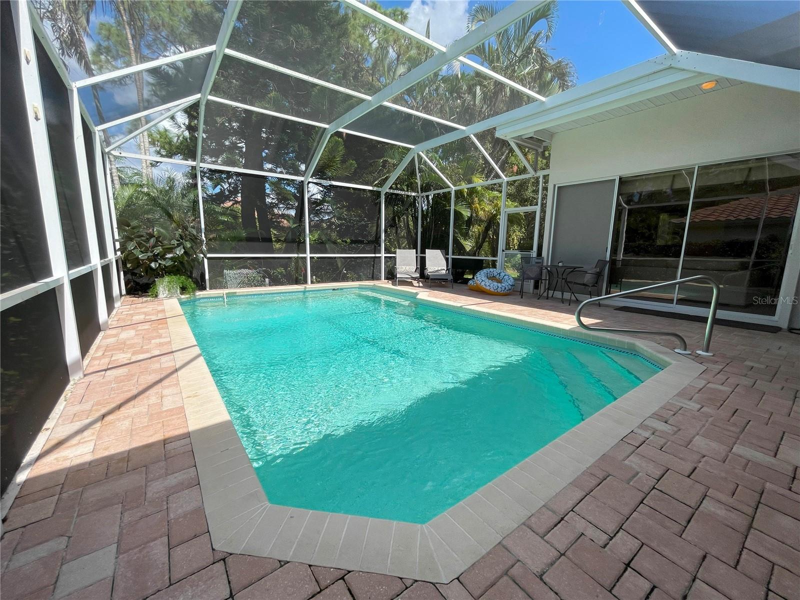 Image 4 of 20 For 4105 Hearthstone Drive