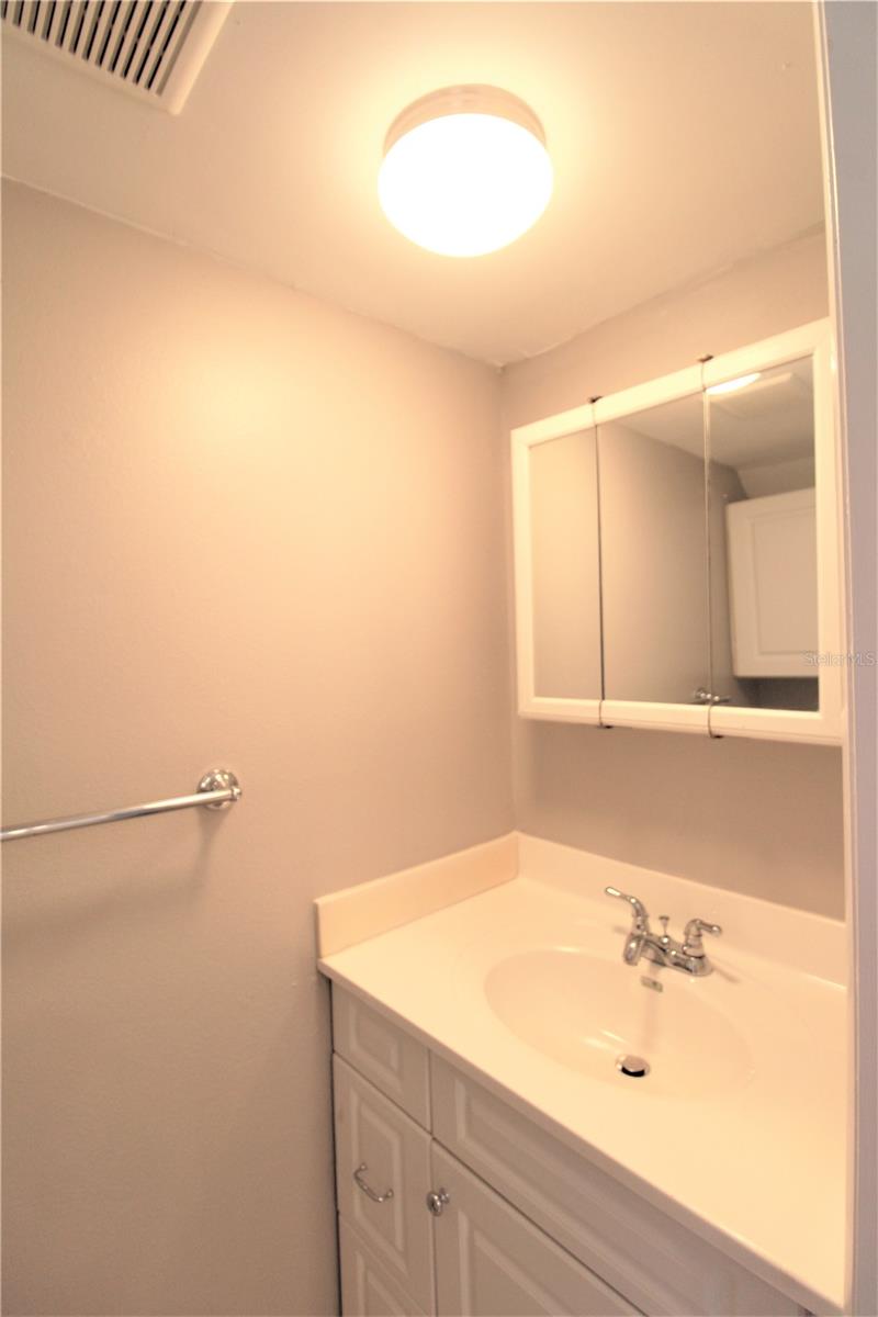 Image 9 of 20 For 2741 Hope Street 2741